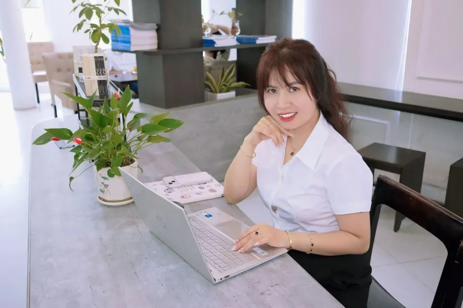 Mẫu cv song ngữ Việt Anh cho ứng viên công ty đa quốc gia